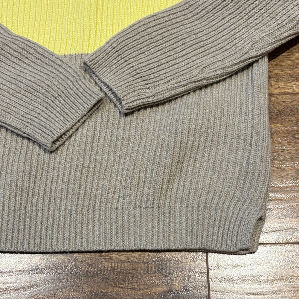 Zara Girls crew neck knit style Sweater in Yellow and Tan new with tags - Picture 5 of 6